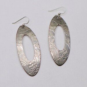 Vintage Hammered Oval Dangle Earrings Textured Silver-Tone Artisan Style